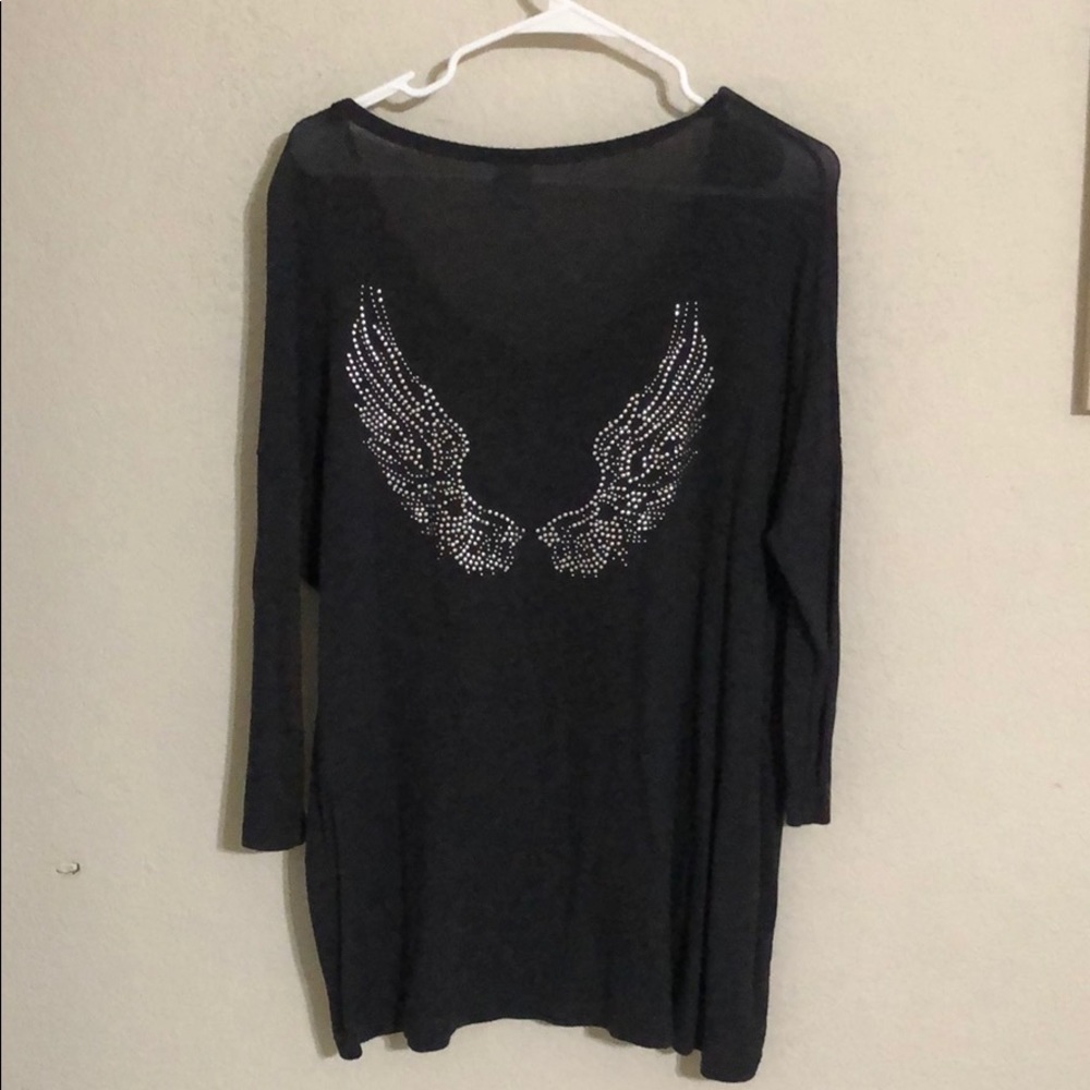 Large winged shirt - gray